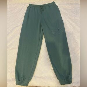 Women’s Adidas sweatpants